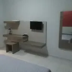 Likos 酒店 3*